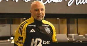 Cruzeiro e Atlético-MG mostram instabilidade de técnicos ao longo do século