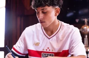 Kauã Edmar assina com São Paulo e multa chega a R$ 378 milhões