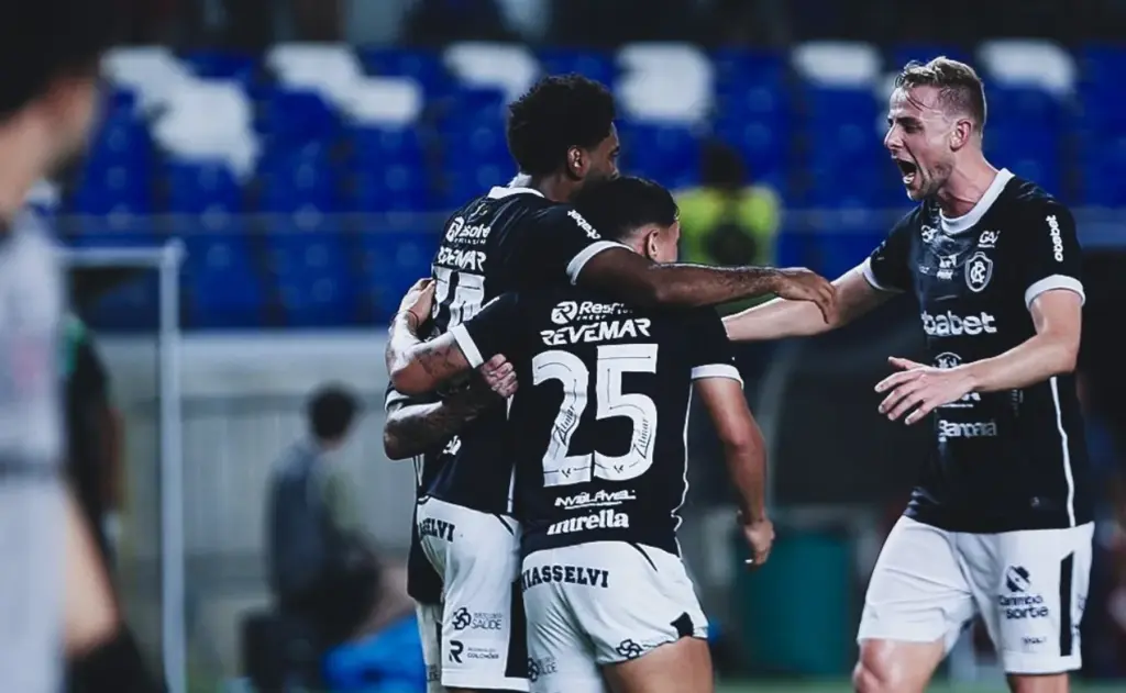 Remo 4 x 2 CRB – Leão Azul segue sonhando com G-4