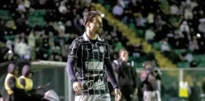 Figueirense perde Longuine para semifinais da Copa SC