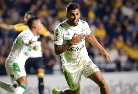 Foto: Gabriel Thá-Coritiba