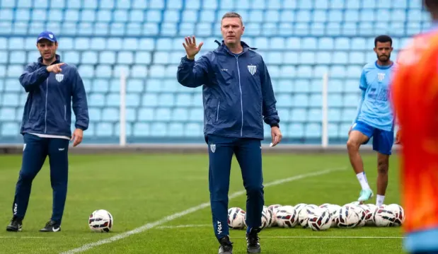 Tecnico do Avai mantem confianca no acesso