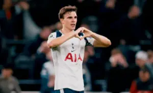 INGLÊS: Tottenham busca empate nos acréscimos e evita prejuízo