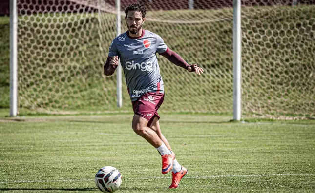 Vila Nova corre para inscrever Jean Mota na Serie B