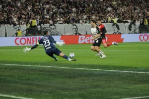 Dorival Júnior planeja ter 'mesmo' Corinthians no Brasileiro