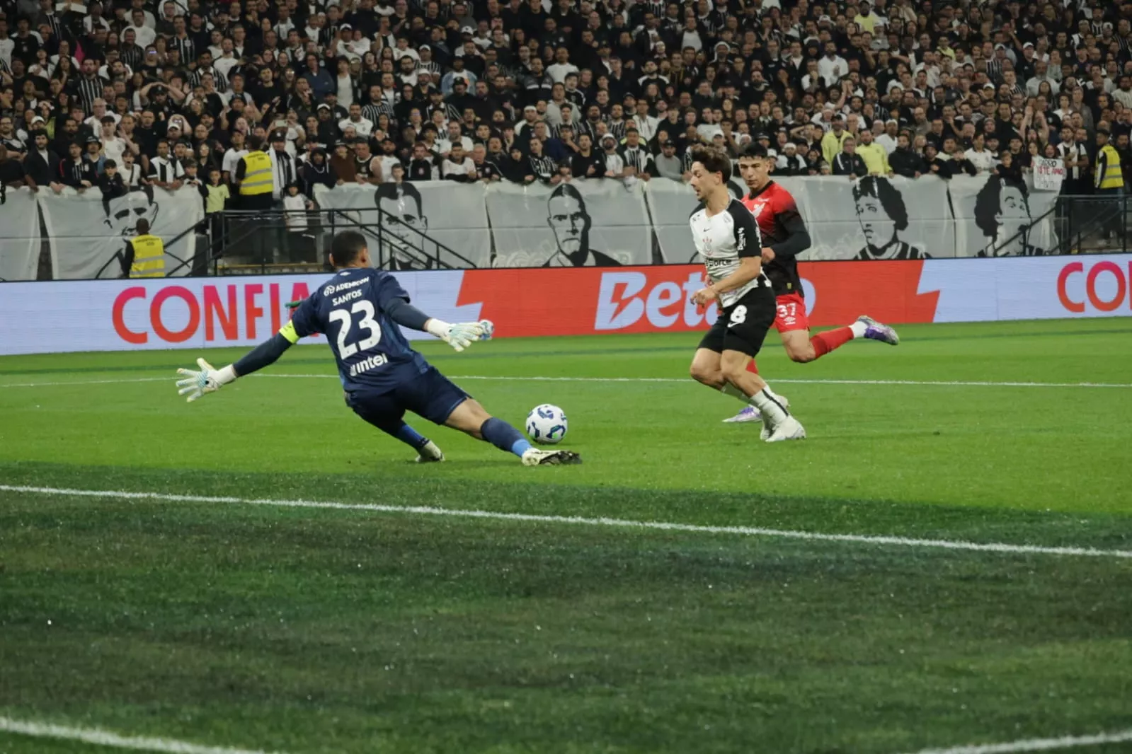 Dorival Júnior planeja ter ‘mesmo’ Corinthians no Brasileiro