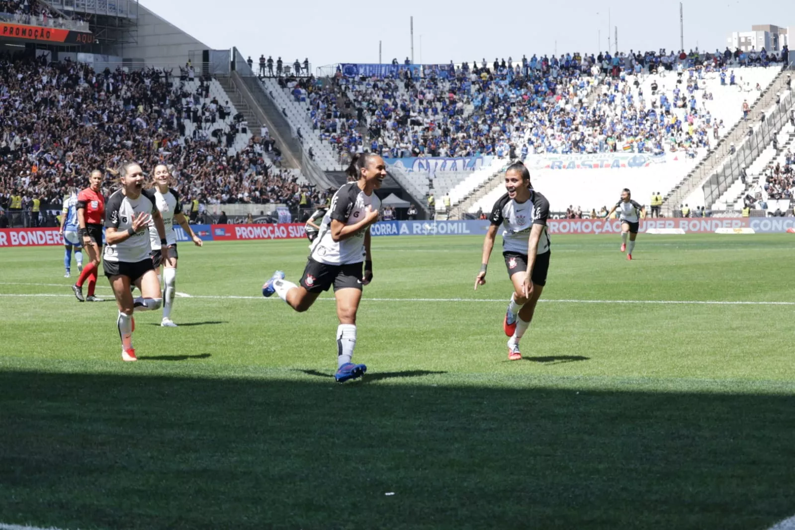 Corinthians é campeão Brasileiro Feminino