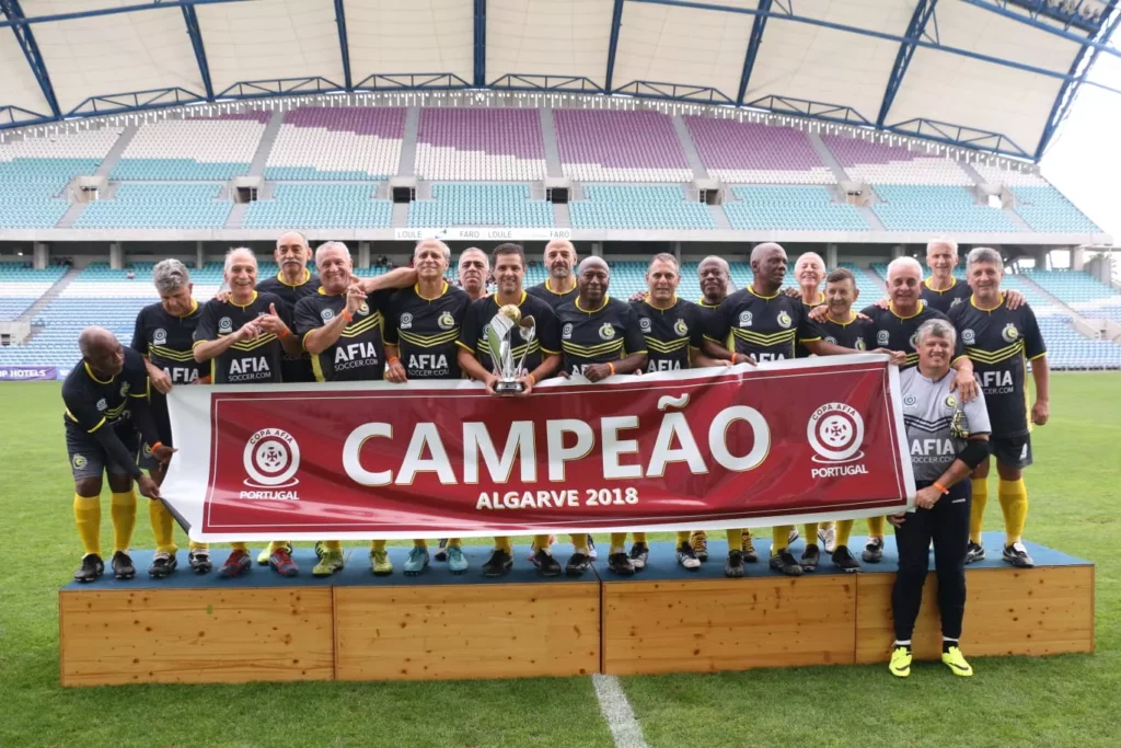 750 jogadores amadores disputam AFIA World Cup Master em Cascais com zagueiro ex-Colômbia