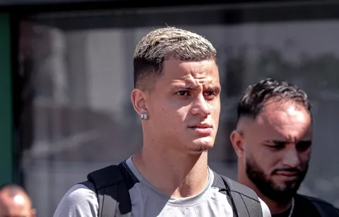 Figueirense tem desfalques importantes: Mascarenhas fora e Iury é dúvida