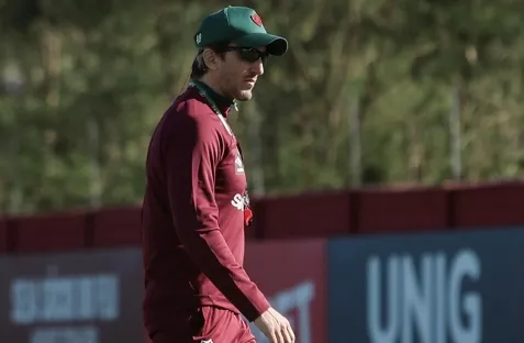 Zubeldía inicia trabalhos no Fluminense e reencontra Cano 2 Zubeldia Fluminense MarceloGoncalves 2