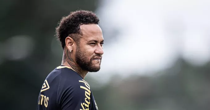 Neymar tem lesão muscular e desfalca o Santos no clássico com o São Paulo