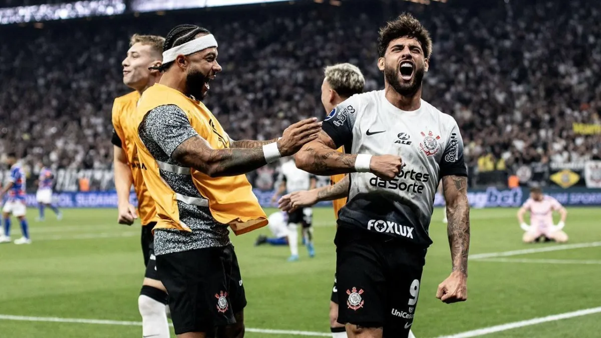 COPA DO BRASIL: Corinthians e Fluminense entram em campo por vaga na semifinal