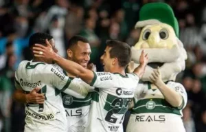 SÉRIE B: Coritiba, Goiás e Criciúma brigam pelo acesso em sábado agitado