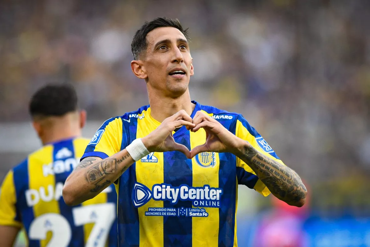 Di María faz golaço olímpico pelo Rosario Central contra o Boca Juniors
