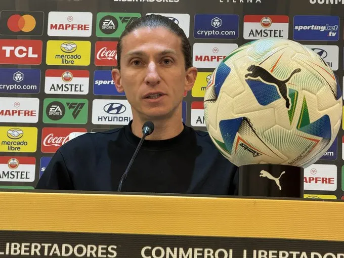 Filipe Luís revela promessa de Rossi após falha no tempo normal: 'Vou classificar o Flamengo'