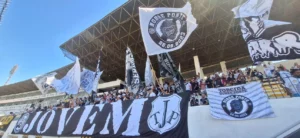 Com apoio da torcida, Ponte Preta finaliza treinos para o dérbi e mantém dúvida