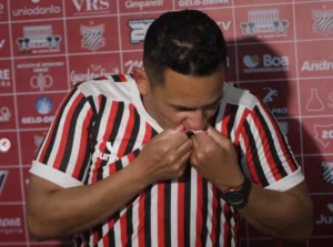 Em clima de despedida? Técnico do Paulista lamenta eliminação e projeta Série A3