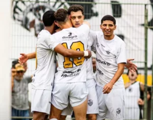 Copa Paulista: Zagueiro do Comercial celebra gol na primeira decisão contra o São José