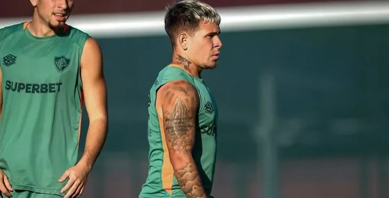 Soteldo vive fase complicada no Fluminense e vira alvo da torcida