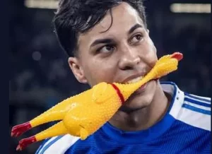 Leonardo Jardim festeja e lembra chegada no Cruzeiro. Veja !