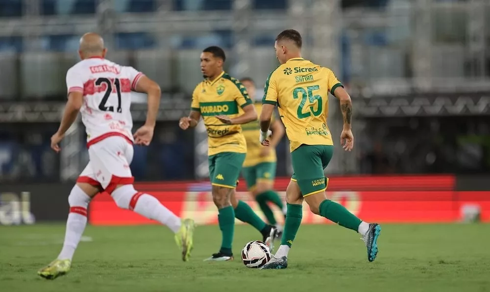 Cuiabá busca reação na Série B com baixas no meio-campo e ataque 2 Cuiabá busca reação na Série B com baixas no meio-campo e ataque (Foto: AssCom Dourado)