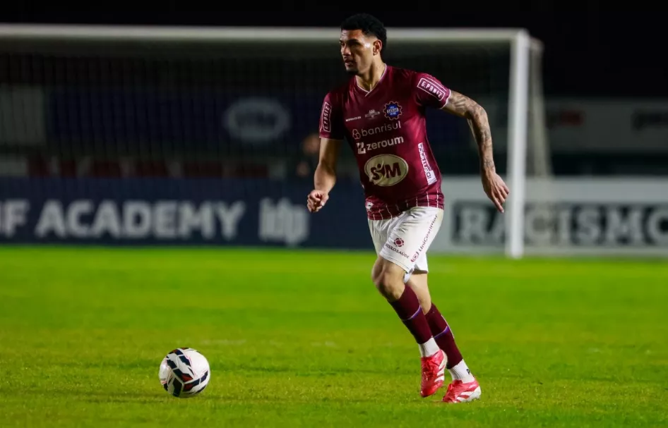 Alan Ferreira projeta fase final da Série C e busca pelo acesso com o Caxias