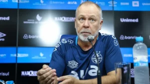 Diretoria do Grêmio garante Mano até o Gre-Nal