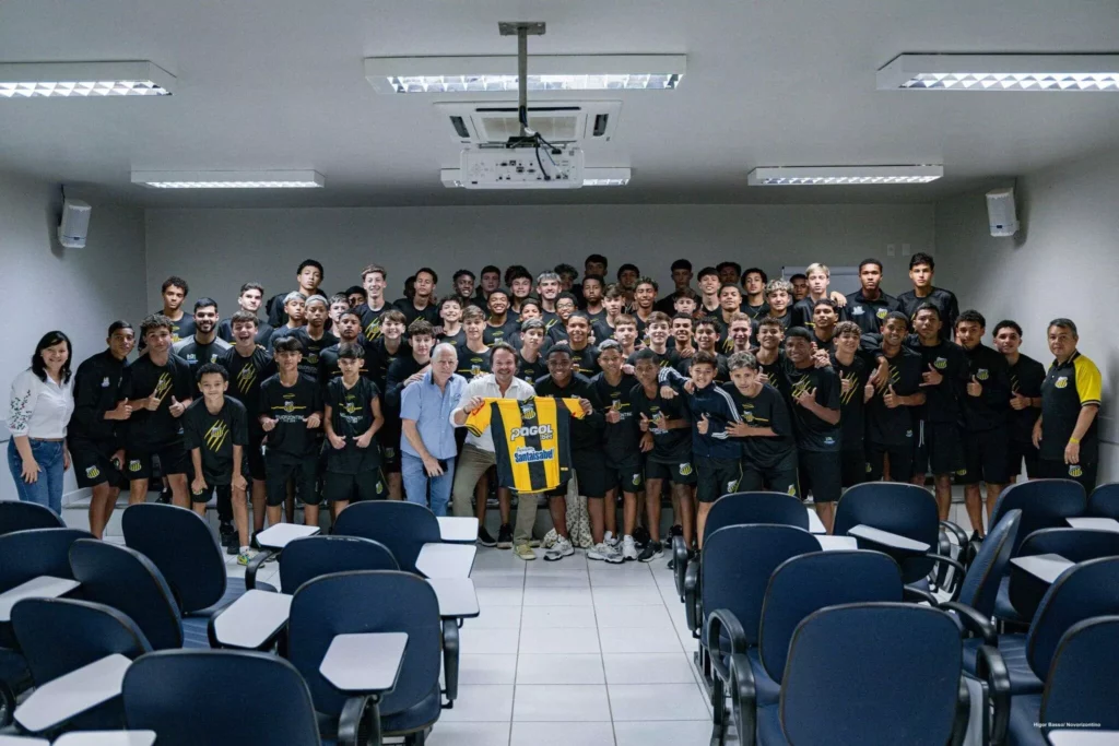 Base do Novorizontino participa de palestra sobre Educação Ambiental e visita meliponário 4 meio.ambiente 105 scaled 1