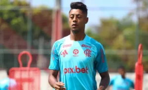 Flamengo consegue efeito suspensivo e Bruno Henrique é liberado para atuar até novo julgamento