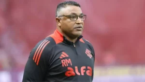 Internacional demite Roger Machado após derrota para o Grêmio