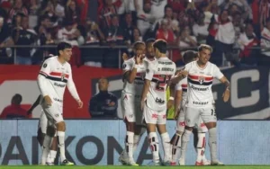LDU x São Paulo - Onde assistir, horário e escalações