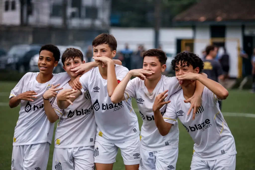 PAULISTA SUB-13:  Santos goleia e avança; Corinthians e São Paulo também classificam