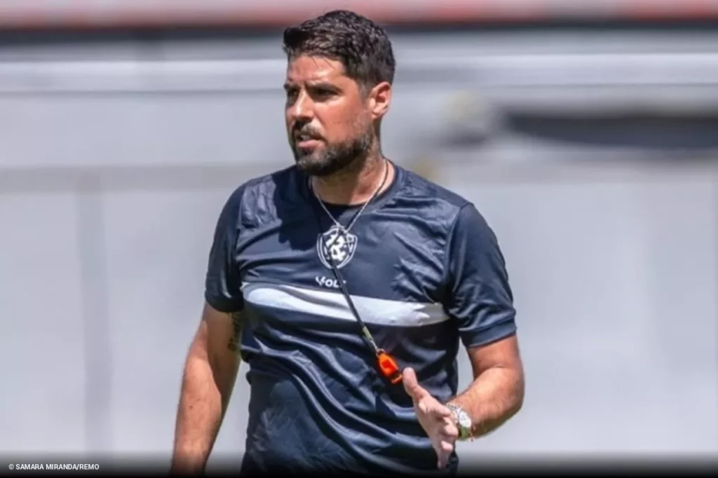 Remo demite técnico António Oliveira após derrota na Série B 2 Remo demite técnico António Oliveira após nova derrota na Série B (Foto: Divulgação/Remo)