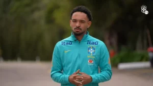Vitinho destaca semelhança entre Carlo e Davide Ancelotti