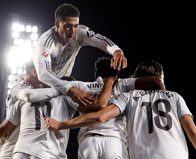 Real Madrid sofre, vence Getafe com um a mais e retoma liderança de La Liga