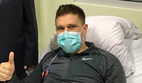 1J5KirlB Ivan Klasnic 2025