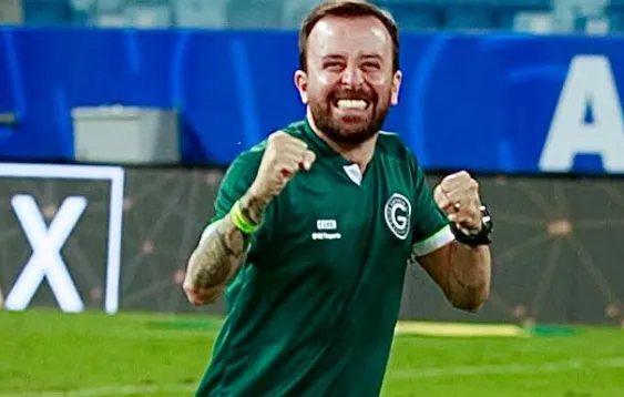 Goiás demite diretor de futebol após empate na Série B
