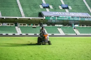 Após eliminação na Série C, Guarani inicia troca de gramados do Brinco e CT