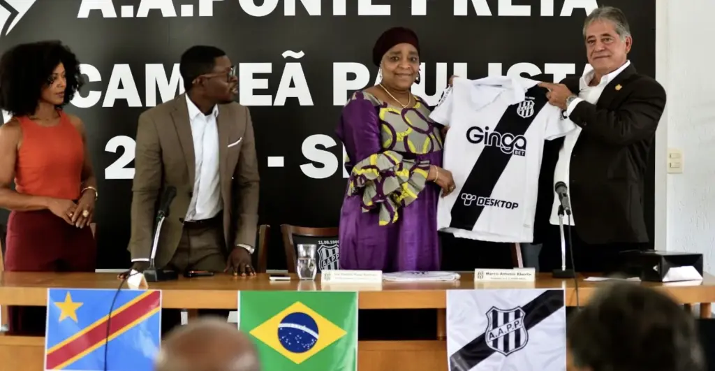 416a5041 c44a 4693 a5dd ffbe0614d1c2