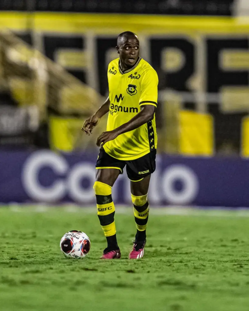 Zagueiro do São Bernardo FC comemora acesso na Série C 2 532ac651 6764 4496 aaa2 738da8ca2f93