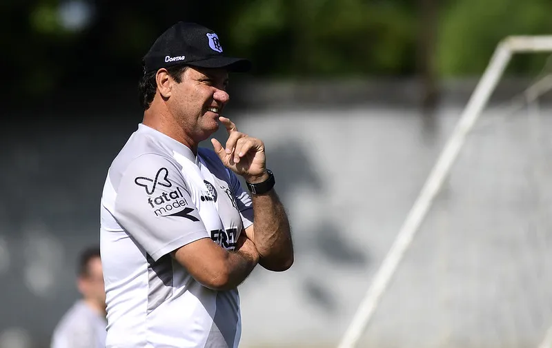 João Brigatti traça planejamento da Ponte Preta para 2026