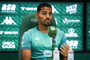 Lateral do Guarani fala em semana da vida antes do Dérbi 211