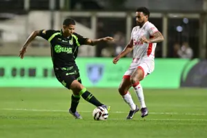 América-MG 1 x 1 Vila Nova - Tempos distintos e placar igual!