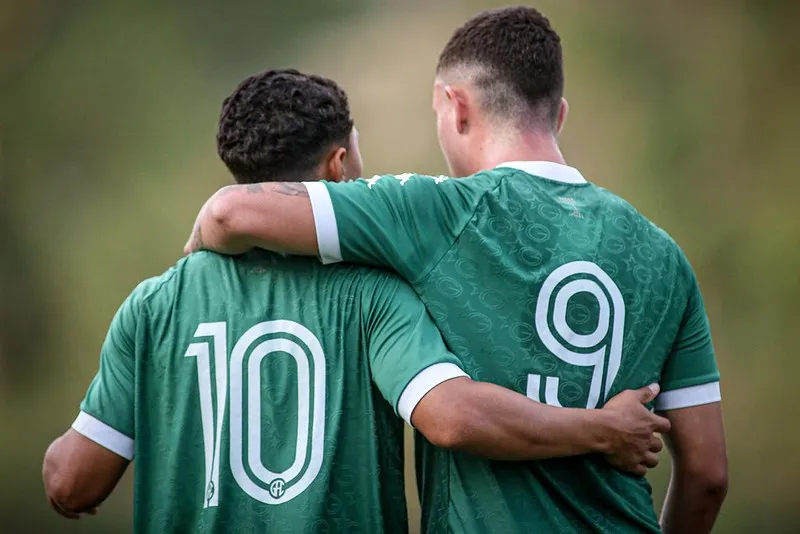 Guarani pretende subir 5 jogadores da base ao profissional