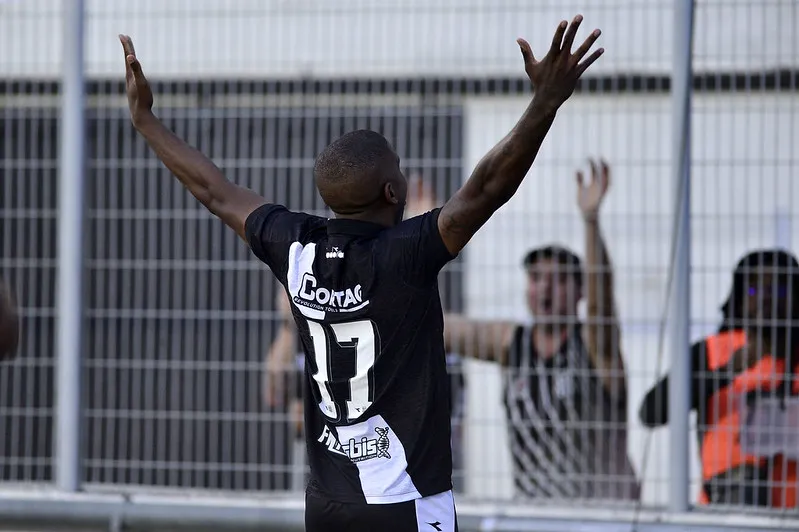 Jonas Toró Ponte PReta