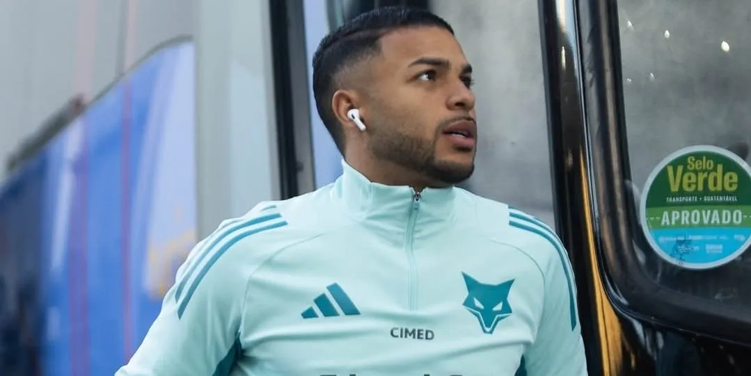 Entrada de Gustavo Gómez deixa Wanderson fora da temporada no Cruzeiro