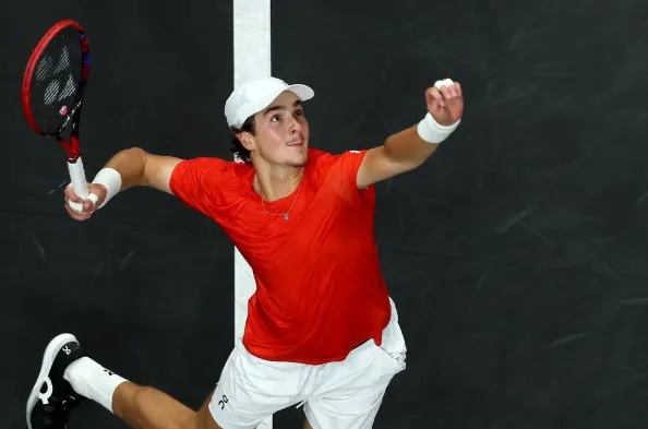 João Fonseca cai do lado da chave de Alcaraz e reencontra Shapovalov na estreia