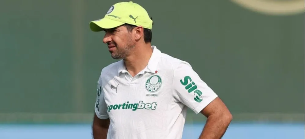 Palmeiras provoca Ceni após Abel gabaritar desafio do travessão