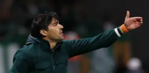 Palmeiras de Abel avança, mas treinador vai renovar? Ele responde