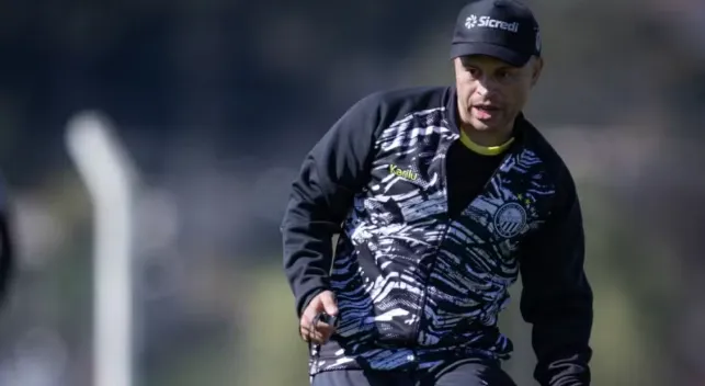 Série B: Alex lamenta erros e instabilidade do Operário-PR após goleada